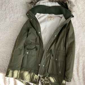 Women’s olive Sherpa lined Parka